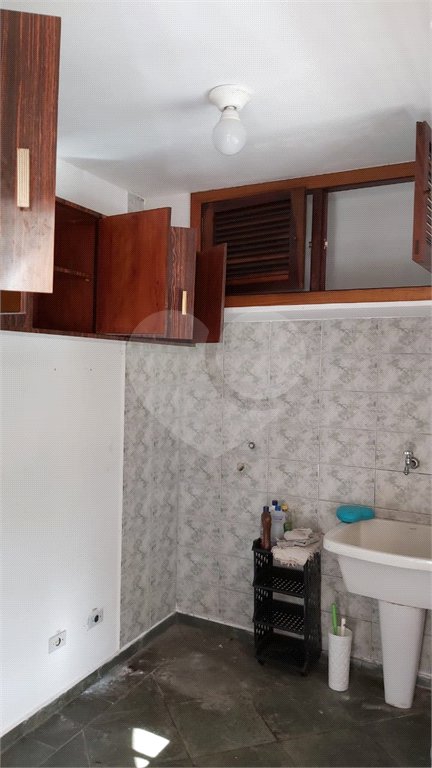 Sobrado à venda com 3 quartos, sendo 2 suítes, em Serra da Cantareira, Mairiporã, SP
