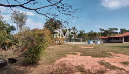 Chácara à venda com 2 quartos em Área Rural de Elias Fausto, Elias Fausto, SP