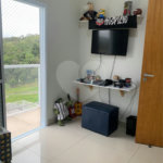 Casa à venda com 3 quartos, sendo 1 suíte, no condomínio Residencial Ponderosa, São Roque - SP