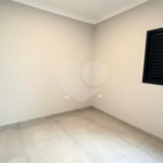 Casa à venda com 3 quartos, sendo 1 suíte, em Ipê, Três Lagoas, MS