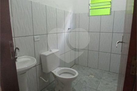 Casa à venda com 2 quartos em Jardim das Palmeiras, Atibaia, SP