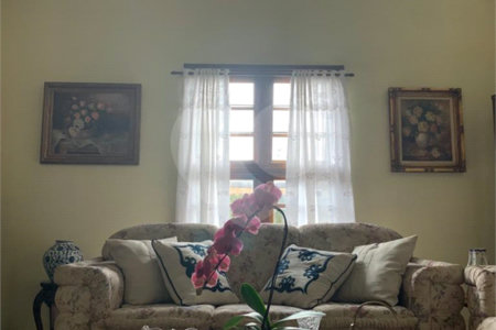 Casa à venda com 4 quartos, sendo 2 suítes,  em Mogi Moderno, Mogi das Cruzes, SP