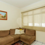 Casa à venda com 4 quartos, sendo 1 suíte, em Jardim Nova Taboão, Guarulhos, SP
