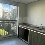 Apartamento para alugar com 3 quartos, sendo 1 suíte, em Parque Reboucas, São Paulo, SP