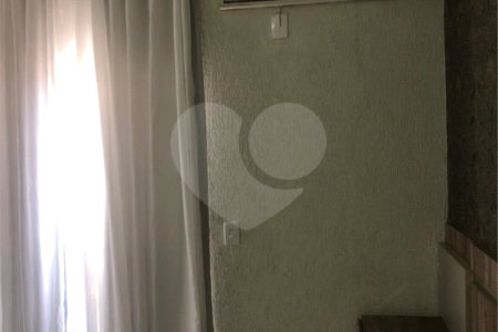 Casa à venda ou para alugar com 4 quartos, sendo 1 suíte, no condomínio Village Jardim Versailles, Jundiaí - SP