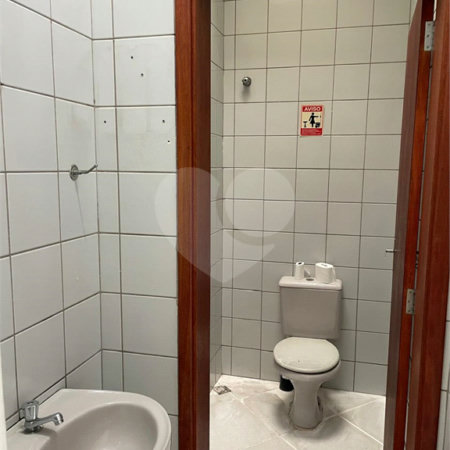 Salão para alugar no Centro, Louveira, SP
