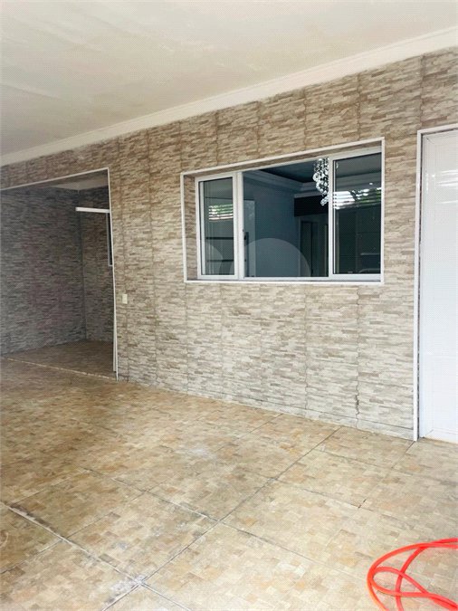 Casa à venda com 4 quartos, sendo 1 suíte, em Santo Amaro, São Paulo, SP