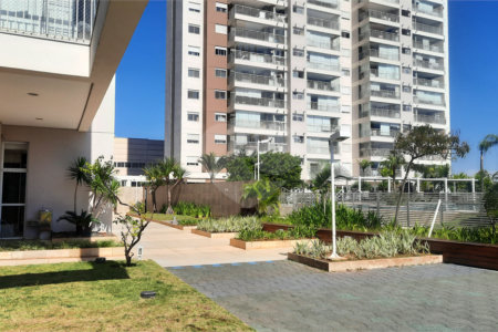 Apartamento à venda com 2 quartos em Santo Amaro, São Paulo, SP