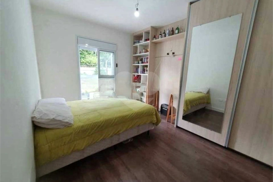 Sobrado à venda com 4 quartos, sendo 3 suítes, em Tremembé, São Paulo, SP
