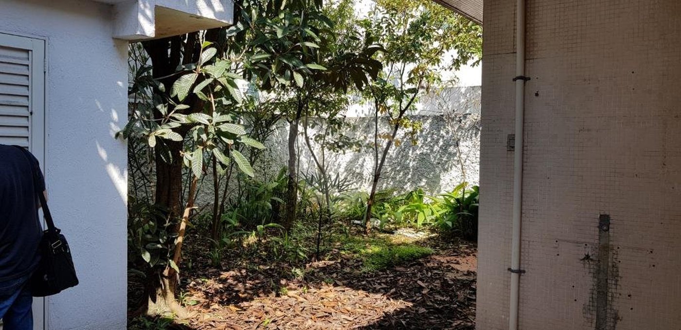 Casa à venda com 4 quartos em Vila Clementino, São Paulo, SP