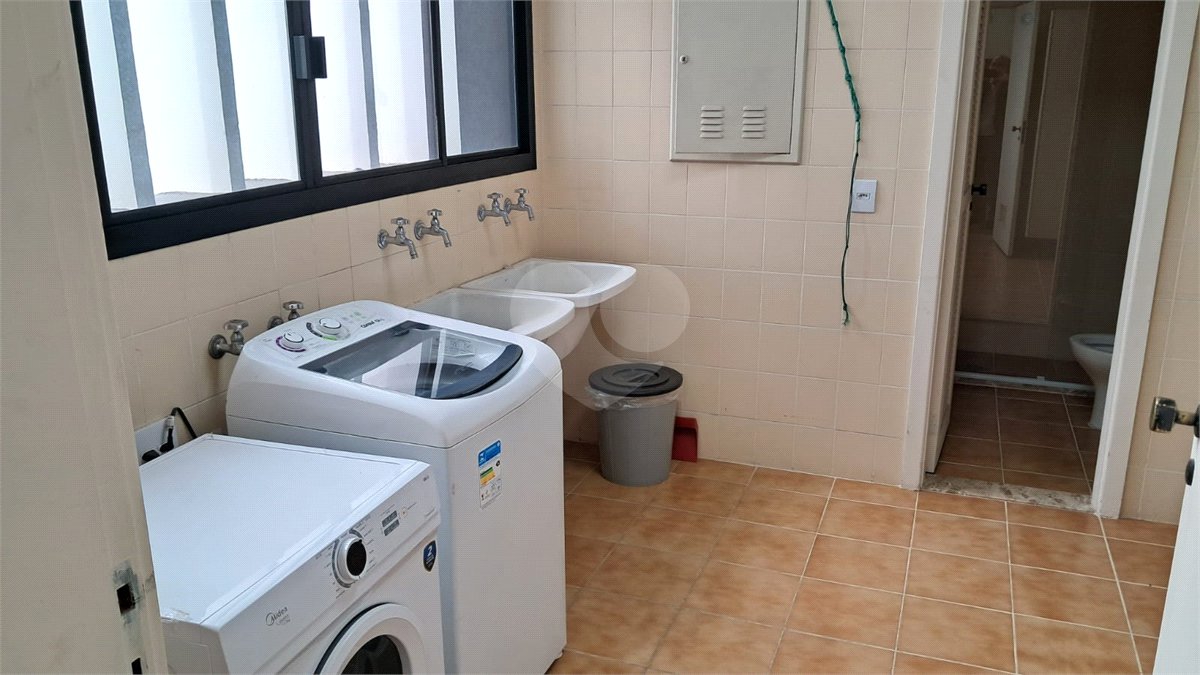 Apartamento para alugar com 4 quartos, sendo 3 suítes, em Santo Amaro, São Paulo, SP