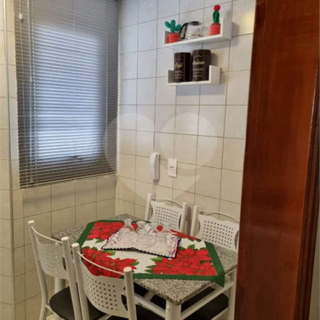 Apartamento tipo kit net á venda centro de Indaiatuba, sem vaga de garagem.