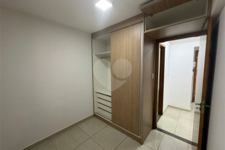 Apartamento 2 dormitórios c/ quintal privativo próximo ao futuro Metrô Anália Franco