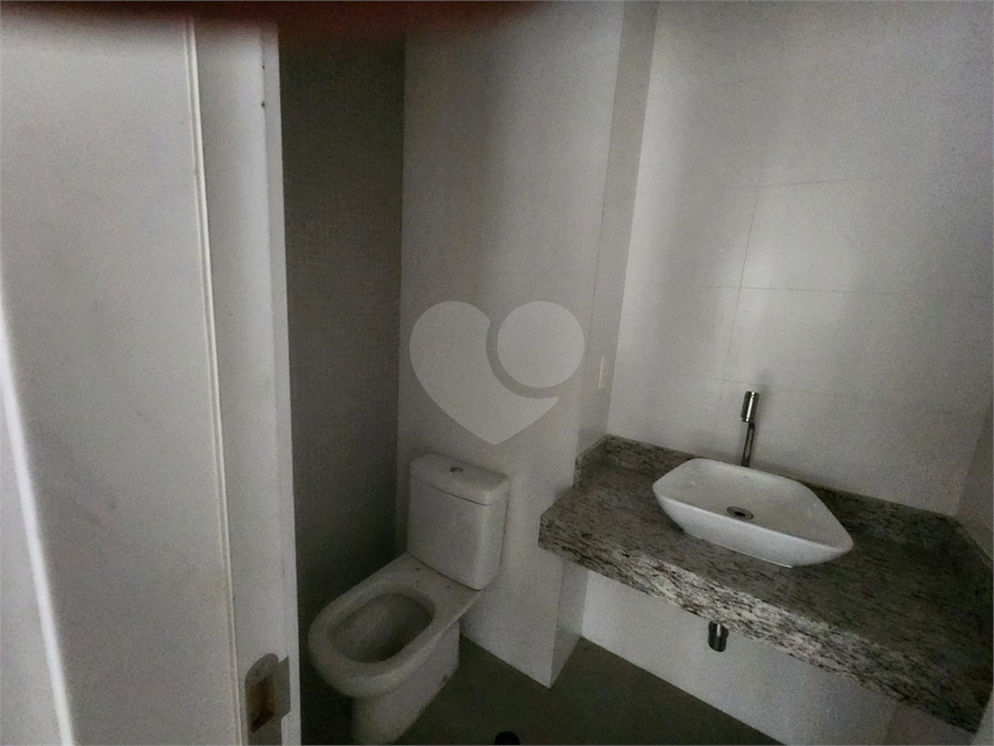 Sala comercial a venda em frente ao Allianz Parque