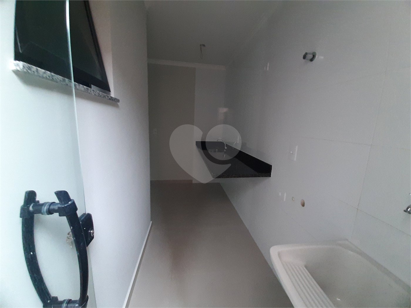 Apartamento VENDER na Vila Nivi, com 37m2, 2 quartos, 2 banheiro, sala, cozinha, SEM vaga