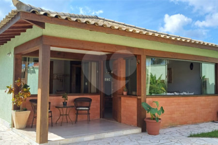 Casa à venda no bairro Pórtico de Búzios