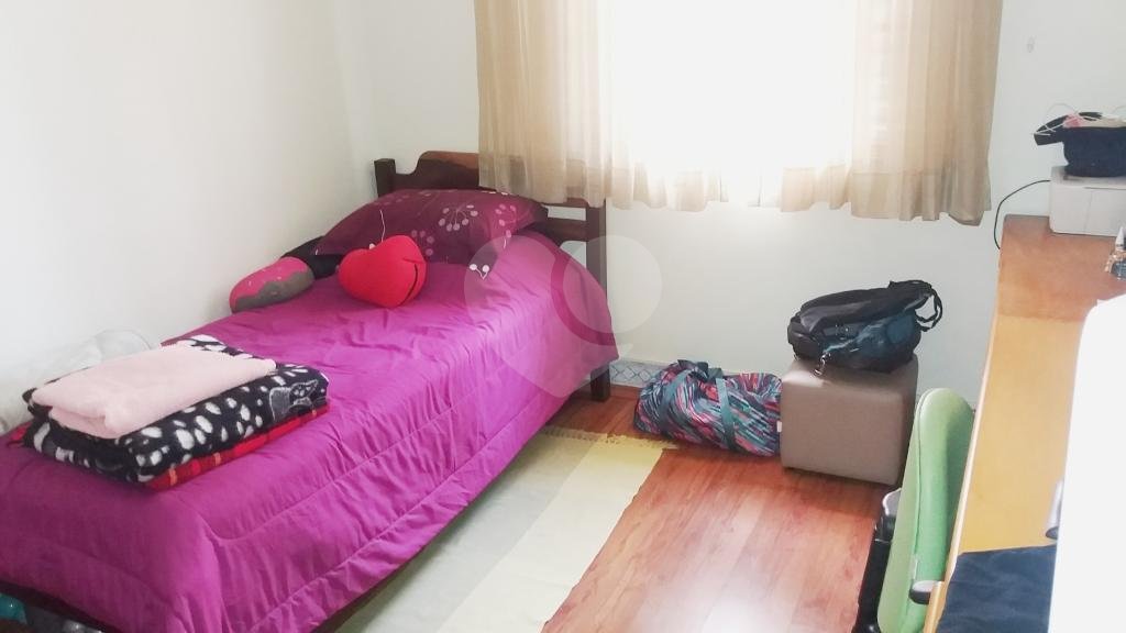 Sobrado de 105m2 à venda com 3 dormitórios na Vila Santa Catarina