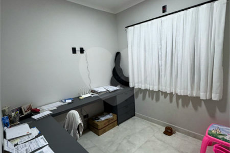 Casa à Venda no Bairro Santa Júlia – Ampla, Moderna e Bem Localizada