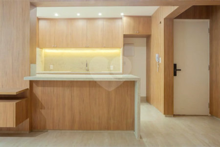 Apartamento a venda no Jardim América , com 96 m², 2 Suítes, Reformado , 1 Vaga