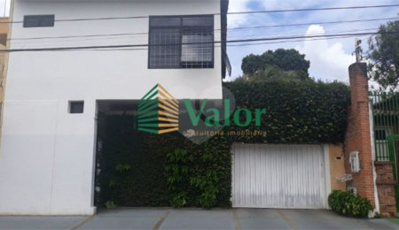 Casa à venda com 3 quartos, sendo 1 suíte, em Vila Prado, São Carlos, SP