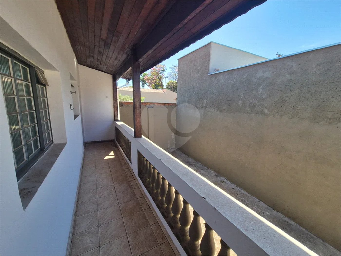 Dois imóveis em um terreno de 300 m² (12 x 25) - Com acesso independente