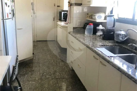 Apartamento · 125m² · 3 quartos · 2 vagas