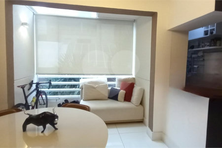 Apartamento para venda em Moema 70 m2, 2 suítes, 1 vaga com ar condicionado nos ambientes
