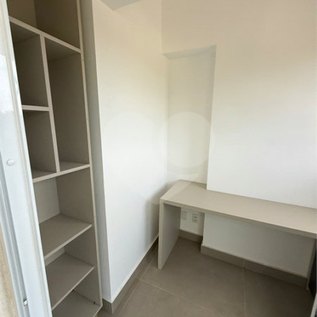 Apartamento Alto Padrão para Locação | 140 m² | 3 Suítes | Vista para a Pedra Grande | Essencial Carraro – Atibaia/SP