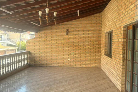Sobrado à venda com 5 quartos em Bela Vista, Osasco, SP