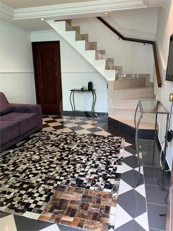 Casa com 115m², 3 dormitórios, 1 vaga, à venda na Penha.