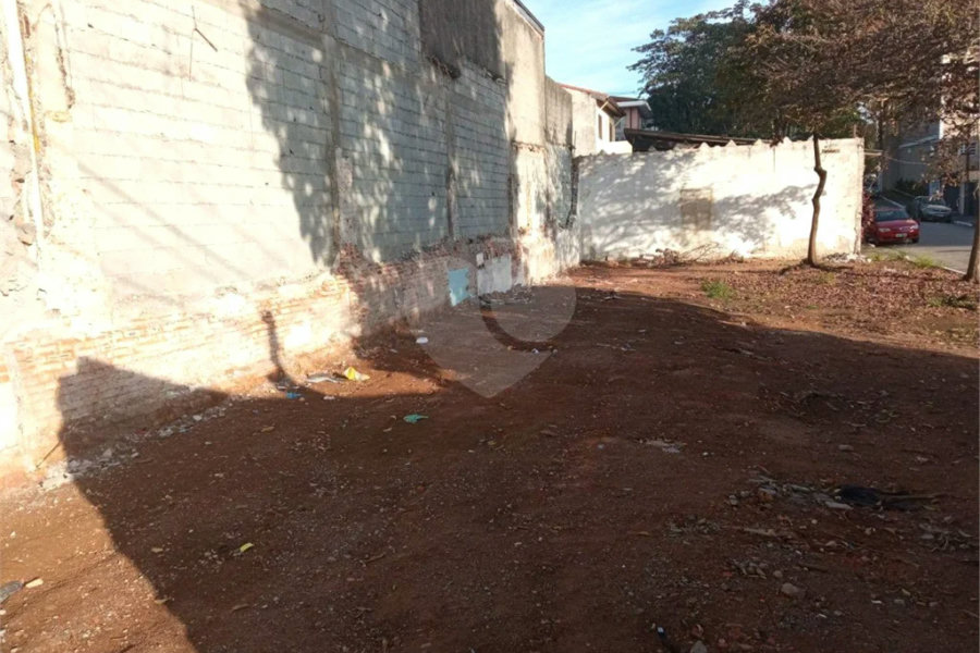 Excelente Terreno no Jardim Prudência, com 300 M² (10x30)