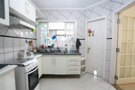 Encante-se com esta casa em condomínio na Vila Gomes!
