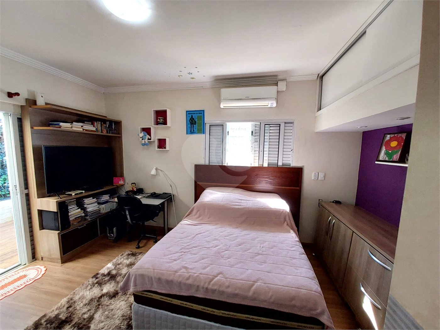 Casa residencial com ponto comercial a venda no Centro