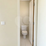 Cobertura de 255 m² com 3 dormitórios, 1 suíte, cozinha planejada, 2 vagas e área gourmet com churrasqueira.