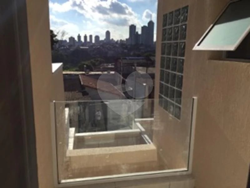 Sobrado novo nunca habitado.