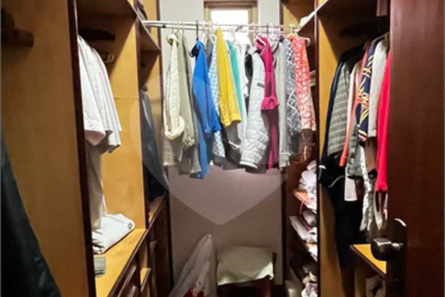 Casa à venda com 3 quartos, sendo 1 suíte, em Jardim Dos Estados, Poços de Caldas - MG