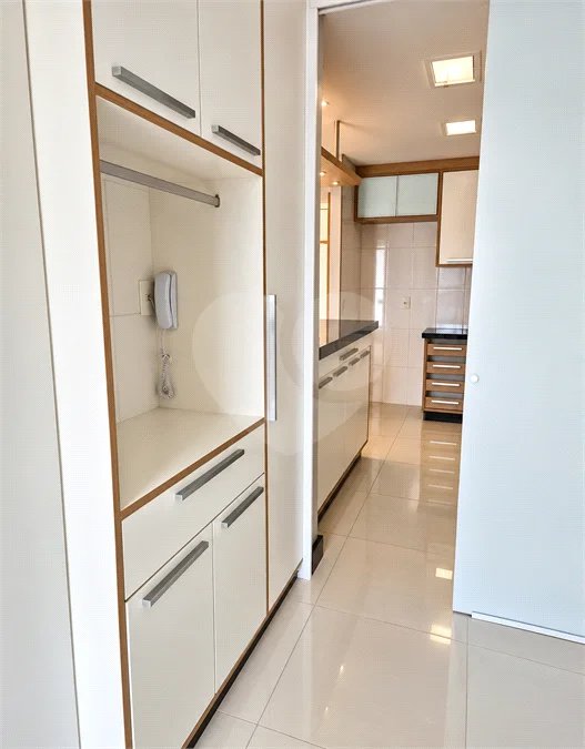 Apartamento de 84 m² no Centro de São Bernardo do Campo, com 2 dormitórios + 1 reversível, varanda gourmet com churrasqueira e lazer completo de clube.