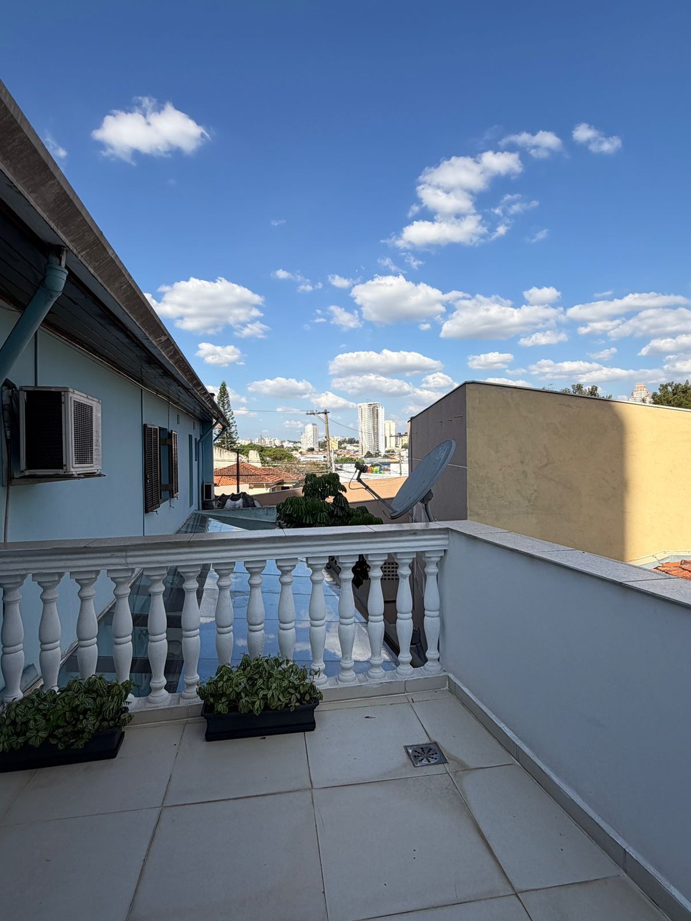 Casa para venda em Jardim Peri Peri com 3 quartos, sendo 1 suíte, 149m²