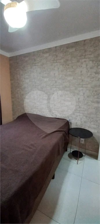 APARTAMENTO A VENDA 2 DORM SENDO 1 SUITE - VAGA DE GARAGEM COBERTA