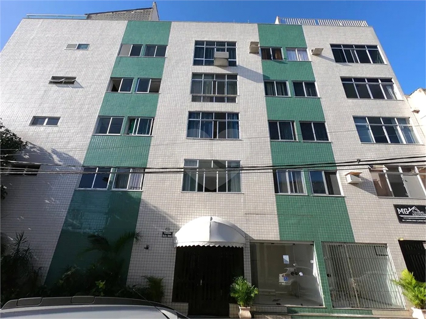 Cobertura Duplex para venda no Edificio Tarre Junior em Cabo Frio/RJ.