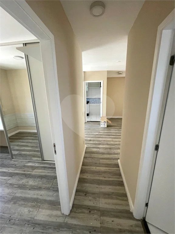 Apartamento no Belém de 52m2 com 2 dorms, 1 suíte, 2 banheiros, 1 vaga. Estuda permuta.