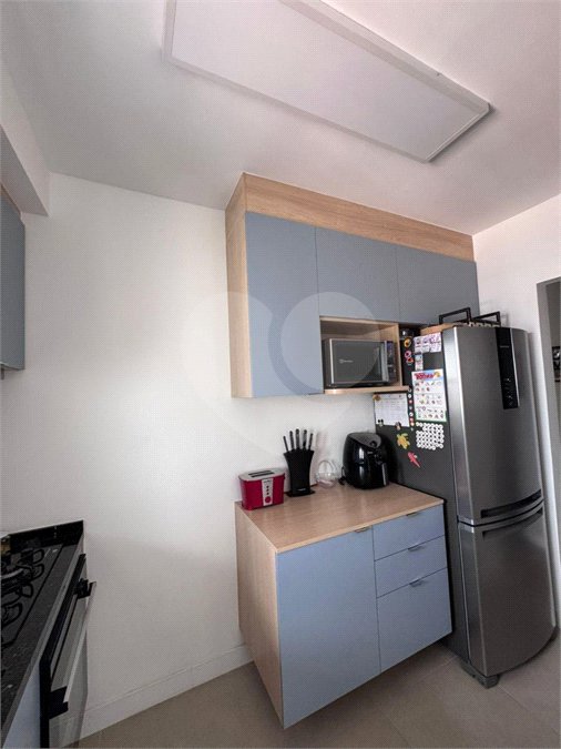 Apartamento á venda de 81m2 no Ipiranga com 2 dorms, 2 suítes, 3 banheiros, 2 vagas. Estuda permuta.