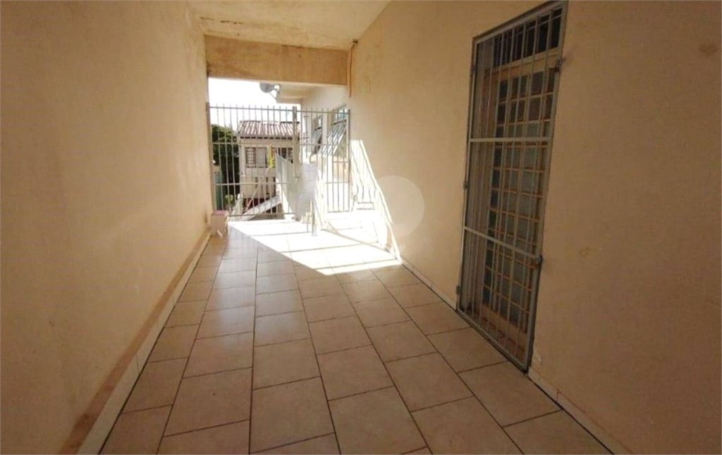Casa e Salão Comercial a venda em Louveira - SP