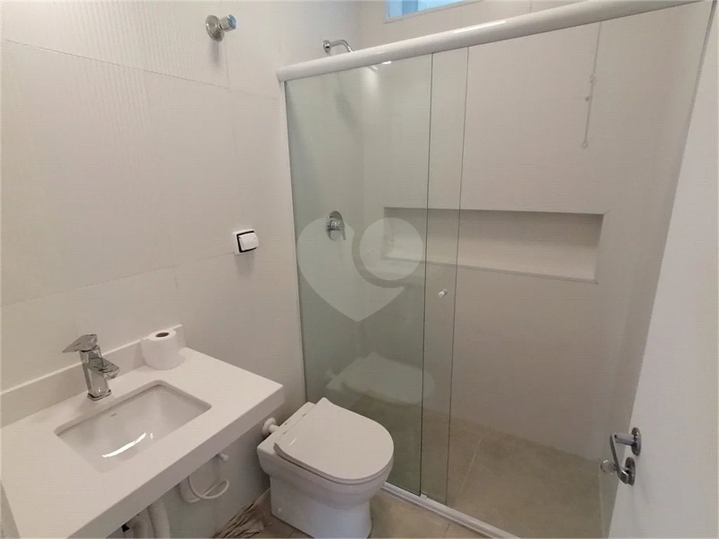 APARTAMENTO À VENDA, 1 QUARTO, GARAGEM, EM HIGIENOPOLIS, 60m2, 100% REFORMADO