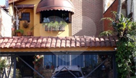 Sobrado à venda com 3 quartos em Água Fria, São Paulo, SP