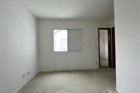 Casa Nova à Venda próximo ao Jardim Bonfiglioli
