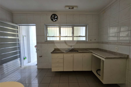 Sobrado Residencial em Vila Mariana