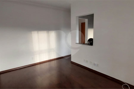 Apartamento 1 dormitório no Condomínio Parque das Violetas