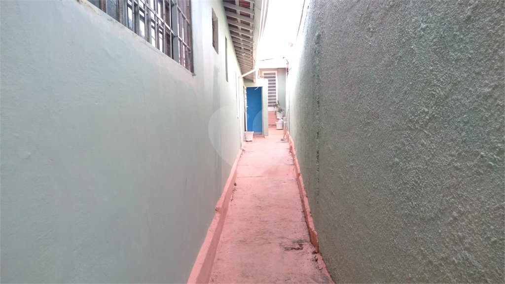 Casa térrea para venda.