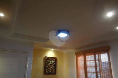 Apartamento no Condomínio Residencial Ipê I .